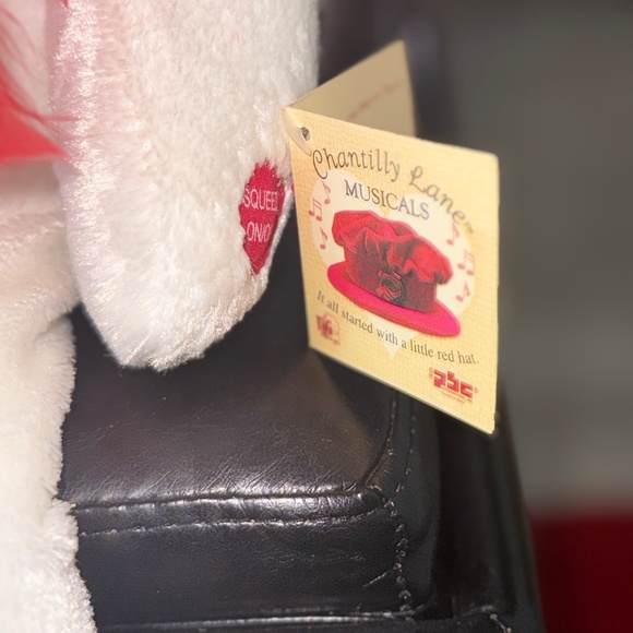 🎄NWT Chantilly Lane Musical Sitting Roxie Singing Bear - Picture 4 of 6